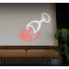 Biz Bu İşin Keyif Kısmındayız Şarap Bardağı Figürlü Neon Tabela