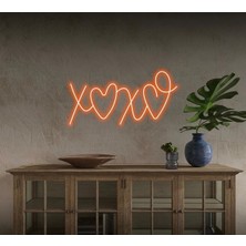 Biz Bu İşin Keyif Kısmındayız Xoxo Yazılı ve Şekilli Neon Tabela