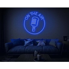 Biz Bu İşin Keyif Kısmındayız On The Aır Yazılı Mikrofon Figürlü Neon Tabela