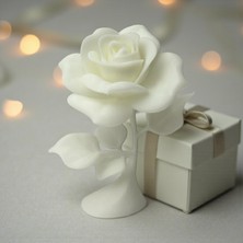 Ar&Be Dekoratif Beyaz Gül Biblo – Minimal Tasarım Masaüstü Gül Figürü & Şık Hediye Objesi