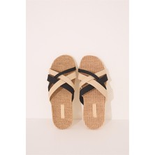 Women Secret Bej- Siyah Bantlı Plaj Terlik