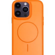Velvoria iPhone 14 Pro Max 6.7" Premium Soft Magsafe Silikon Kılıf Turuncu