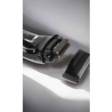 Astraltech Şarjlı Paslanmaz Çelik Bıçaklı ve Kablosuz Saç Sakal Tıraş Makinesi