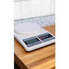 Astraltech Hassas Terazi 10 kg Kapasiteli, Yüksek Hassasiyetli Dijital Mutfak Tartısı