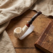 Goldenlight Meerschaum El Oyması Lületaşı Pipo | Klasik Kavisli, Dilimli Hazne, Akrilik Ağızlık, Filtreli Değil, Kutulu