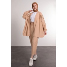 Tesettür Diyarı Arkası Işlemeli Yazlık Kimono Takım- Camel