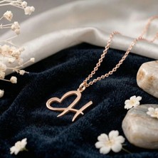 Aytoba 925 Ayar Gümüş Kişiye Özel 14 Ayar Altın Kaplama Rose Rengi Harfli Kalp Kolye