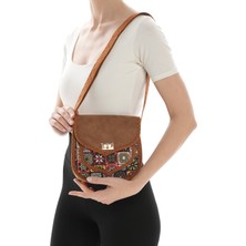 Missbag Kadın El Yapımı Etnik Geometrik Desenli Kilit Kapama Küçük Boy Askılı Kahve Omuz Çantası