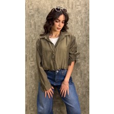 Leilaa Tasarım Bluz ve Kolye Detaylı Gömlek