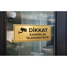 Outdoor One Dikkat Kamera ile İzlenmektedir Gold Metal Uyarı Levhası 7x20 cm – Bantlı