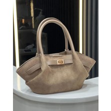 Legend Aksesuar Kadın Londra Model Büzgü Detaylı Süet El ve Omuz Çantası