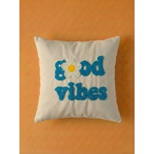 Maharat Good Vibes Yazılı Desenli Tasarım Punch Kırlent Yastık Kılıfı