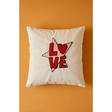 Maharat Love Desenli Punch Yastık Kırlent Kılıfı