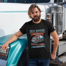 Tişört Kodu Real Drivers Erkek Tişört – Built To Haul, Trucker & Big Rig Temalı Siyah T-Shirt