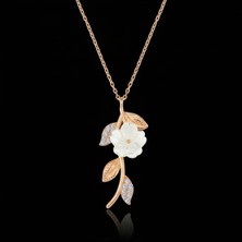BG Jewellery 925 Ayar Gümüş Zarif Rose Çiçekli Kolyezirkon Taşlı