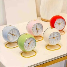 Sarego Iskandinav Tarzı Metal Kuvars Çalar Saat Bombeli Alarmlı Pilli Işıklı Sessiz Akar Mekanizma Komodin Masaüstü Yatak Başı Saat