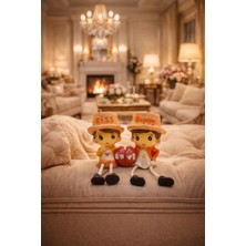 Seymen Bıçakçılık Kiss & Happy Yazılı Sevimli Çift Biblo | Sallanan Ayaklı Dekoratif Aşk Figürü