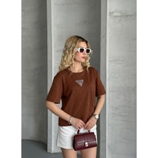 My Lunessa Taşlı Üçgen Kahverengi Crop T-Shirt