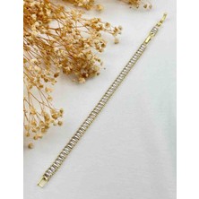 Stainless Steel Zirkon Taşlı Altın Renk Çelik Bileklik | Kararmaz – Şık & Dayanıklı Kadın Bilekliği