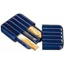 Vandoren VRC30 Tenor Saksafon Kamış Kutusu (Aksesuar - Nem Kontrollü) | 6 Adet Kamış Kapasitesi, Nem Dengeleyici Iç Hazne, Darbelere Karşı Koruyucu Sert Plastik Kasa | Uyum: Tenor Saksafon Kamışları