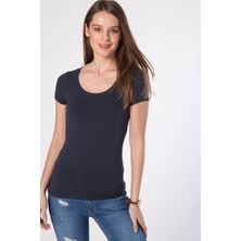 1060 U Yaka T-Shirt