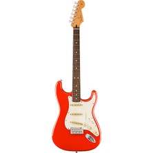 Fender 0140510558 Player Iı Stratocaster Elektro Gitar (Coral Red) | Gülağacı Klavye Kırmızı Canlı Renk ve Pürüzsüz Tremolo