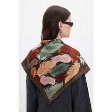 Hawwa Uçuşan Tüyler Desenli Bandana Fular