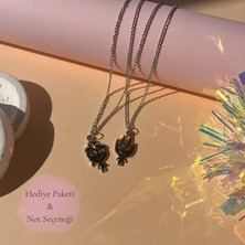 Muun Store Ateş ve Su Figürlü Çift Kolye – Sevgililer Günü Hediyesi, Arkadaş ve Sevgili Kolyesi