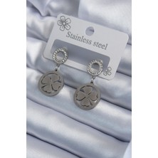 Hkursat 316L Çelik Gümüş Renk Zirkon Taşlı Yonca Model Işleme Detay Kadın Küpe