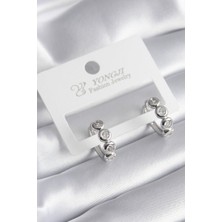 Hkursat Pirinç Gümüş Renk Zirkon Taşlı Kadın Küpe