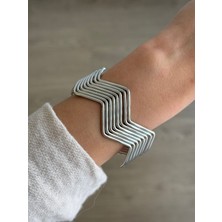 İrem Yıldız Çelik Silver Zikzak Model Kelepçe