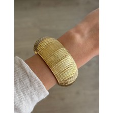 İrem Yıldız Çelik Kalın Desenli Kelepçe