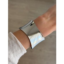 İrem Yıldız Çelik Desenli Silver Kelepçe