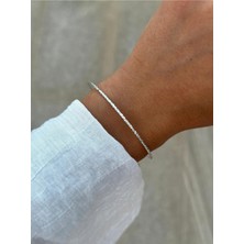 Hercy Minimal Ince Işıltılı Gümüş Renk Bileklik