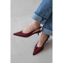 Straswans Kadın Topuklu Rugan Ayakkabı Bordo Neolit Taban ile Şık ve Rahat Kullanım