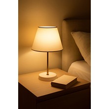 Eslight Bej Kumaş Şapkalı Gold Gövdeli Masa Lambası–sıcak Işıklı Dekoratif Abajur (Yatak Odası & SALON)E97B