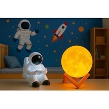 Aesco Işık Kasabası(28) Oturan Astronot ve 3D Küre LED Gece Lambası Tabletli Astronot Sarı,beyaz