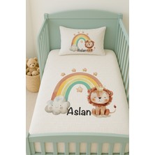 Lilabio %100 Pamuk Isme Özel Isimli 100X150 cm Pike Seti Renkli Gökkuşağı ve Küçük Aslan
