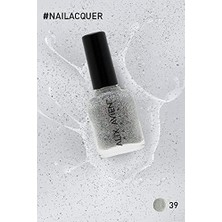 Aesco Gri Simli Oje 39 - Yüksek Pigmentli Uzun Süreli Kalıcılık Hızlı Kuruma - Nail Lacquer 39