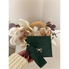 Laletto Parlak Suni Deri Yatay Kartlık Fiyonk Detaylı Şık Tasarım Hediye Seçeneği Küçük Boy