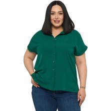 Disentis Modest Büyük Beden Tek Cepli Kısa Duble Kollu Zümrüt Yeşili Gömlek