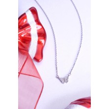 Innuendo Jewelry 925 Ayar Gümüş Taşlı Kelebek Kolye