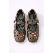 Slipcat Kadın Rahat Taban Kuşgözü Detaylı Bantlı Günlük Babet Ofis Ayakkabı