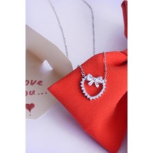 Innuendo Jewelry 925 Ayar Gümüş Zirkon Taşlı Fiyonk Detaylı Kalp Kolye