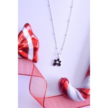 Innuendo Jewelry 925 Ayar Gümüş Dorika Zincirli Taşlı Çiçek Kolye Zirkon Detaylı Şık Kadın Kolye