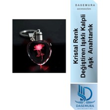 Dasemura Sevgililer Günü Konsept, Kristal Renk Değiştiren Işıklı Kalpli Aşk Anahtarlık (1 Adet)