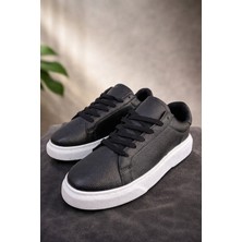 Erkek Siyah Deri Sneaker Ayakkabı, Günlük Kullanım, Konforlu ve Şık Tasarım