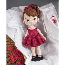 Amigurumi Bordo Elbiseli Kız Bebek