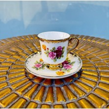 Çiçekli 6 Kişilik Ayaklı Kahve Fincan Takımı, Şık ve Zarif Tasarım