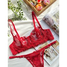 Violet Fashion Sevgililer Gününe Özel Kırmızı Çiçekli Brode Takım